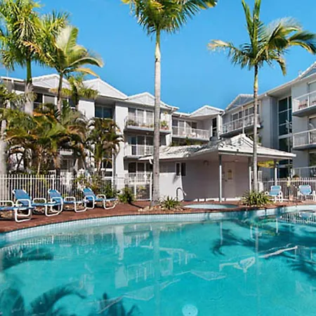 Champelli Palms Apartments-3